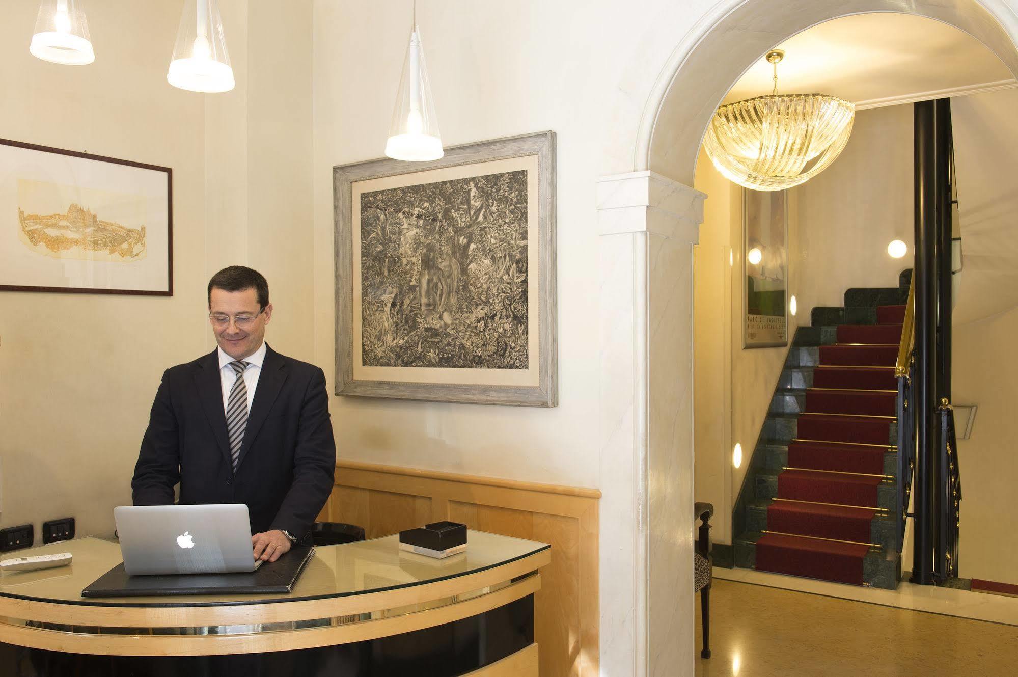 Hotel Gregoriana Ρώμη Εξωτερικό φωτογραφία